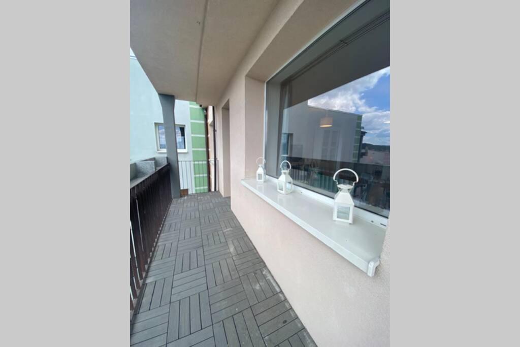 Mountain View 2-Double Bedroom Apartment เยเลเนียกูรา ภายนอก รูปภาพ