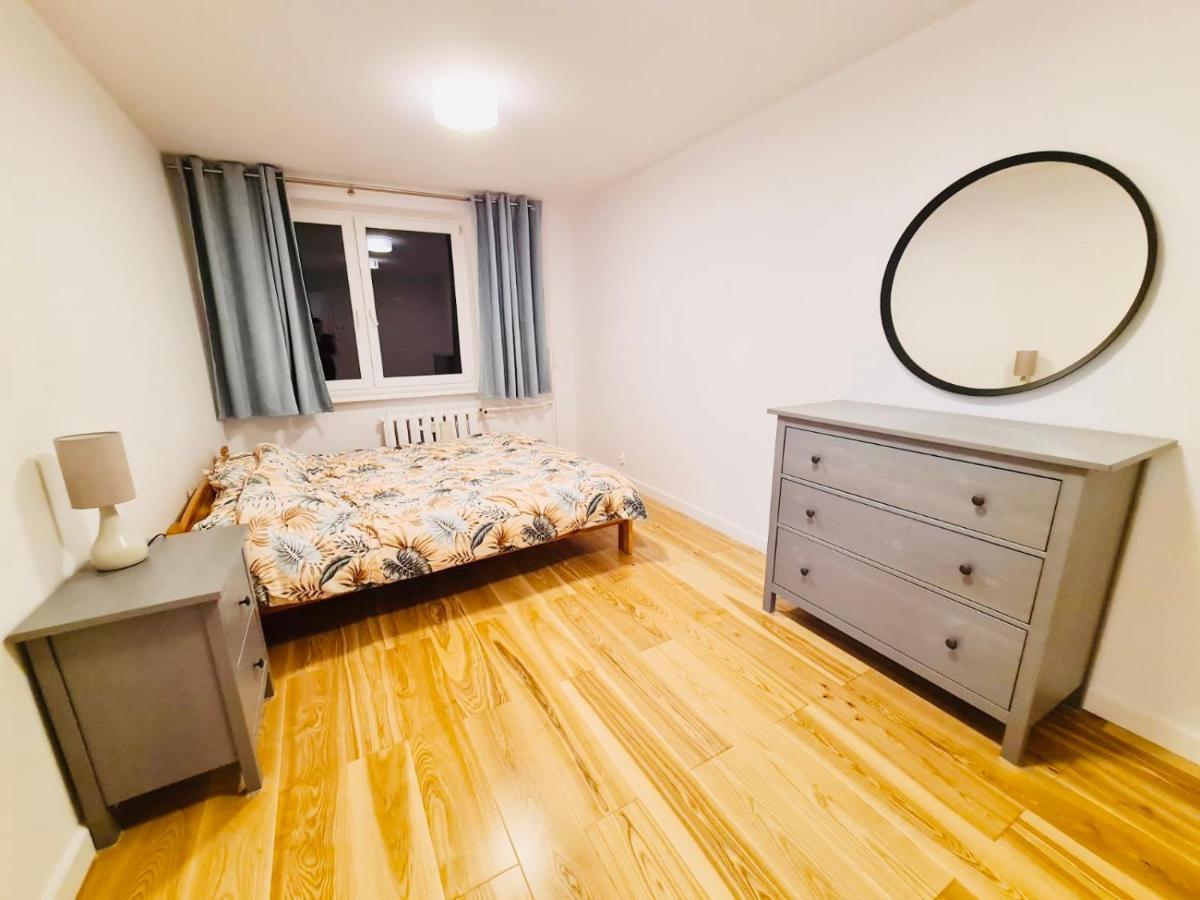 Mountain View 2-Double Bedroom Apartment เยเลเนียกูรา ภายนอก รูปภาพ